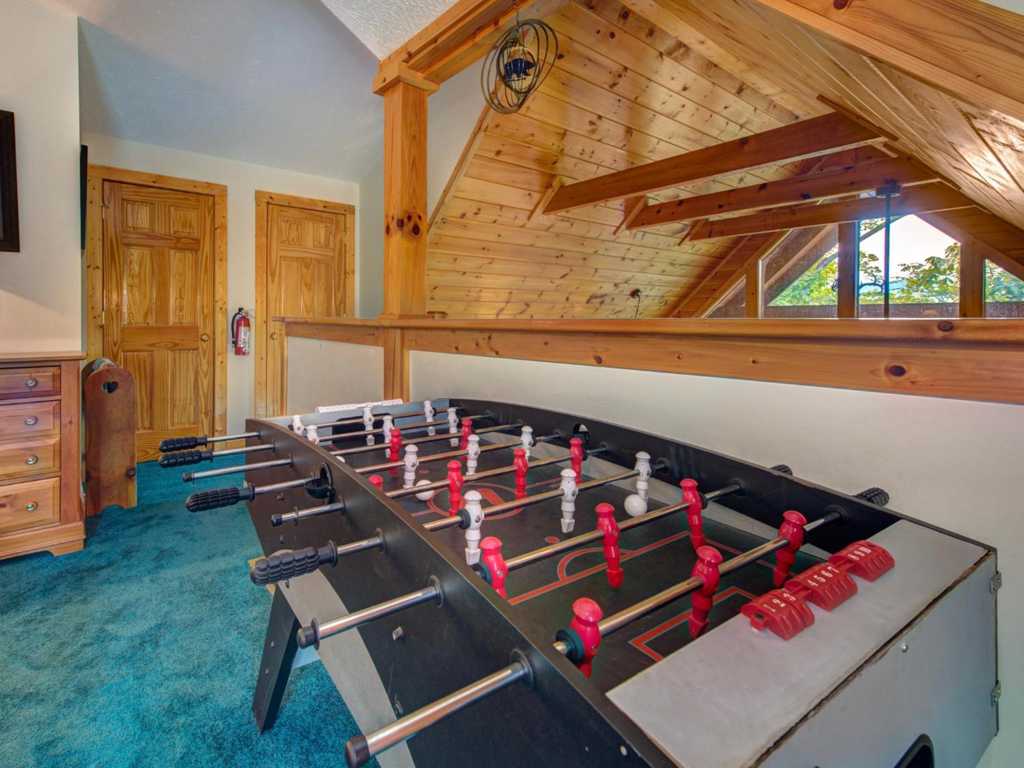 Komfy Kozy, 3 Bedrooms, Sleeps 10, Views, Game Room, Pool Access, WiFi Gatlinburg Buitenkant foto