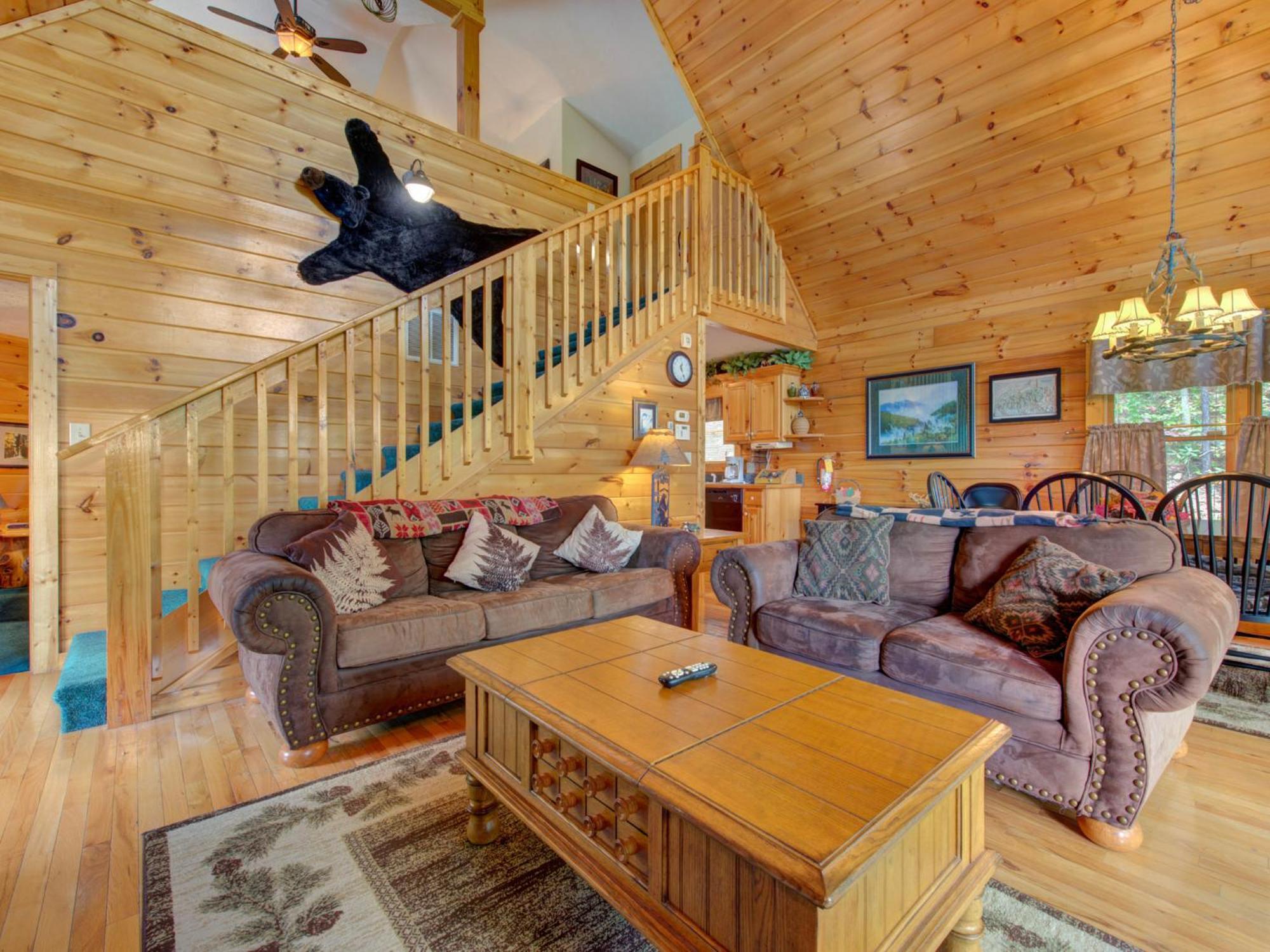 Komfy Kozy, 3 Bedrooms, Sleeps 10, Views, Game Room, Pool Access, WiFi Gatlinburg Buitenkant foto